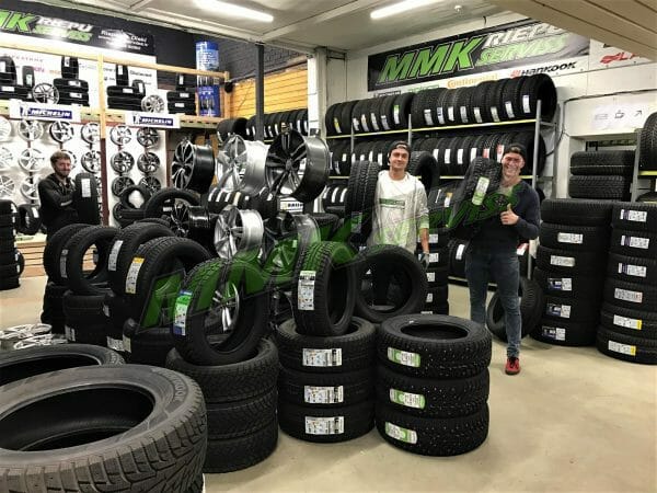 205/65R16 Goodride SW618 95T - Vissezonas riepas / Ziemas riepas