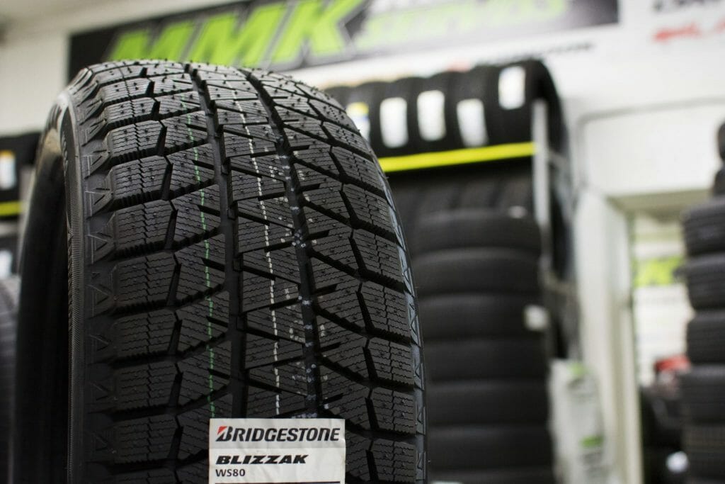 225/55R16 Bridgestone Noranza 001 99T XL ar radzēm