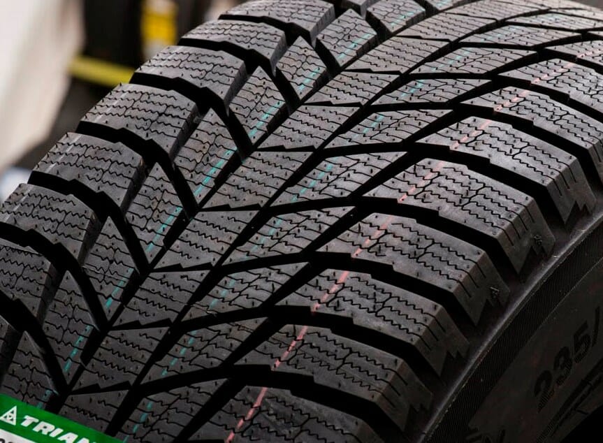 225/40R18 Triangle SnowLink PL01 92R XL