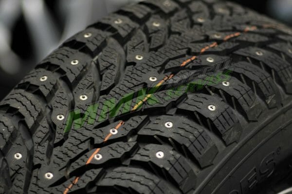 315/40R21 Nokian Hakkapeliitta 9 SUV 115T XL ar radzēm - Ziemas ar radzēm riepas