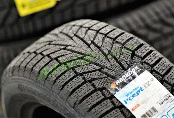 205/55R16 Hankook Winter I*cept IZ2 W616 94T XL - Vissezonas riepas / Ziemas riepas
