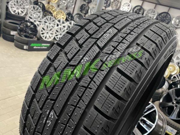 205/50R17 Yokohama IceGuard IG60 93Q - Vissezonas riepas / Ziemas riepas