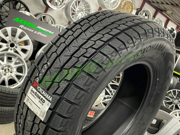 205/70R15 Yokohama IceGuard SUV G075 96Q - Vissezonas riepas / Ziemas riepas