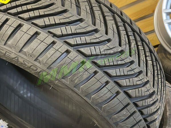 225/40R18 Kormoran All Season 92W XL - Vissezonas riepas