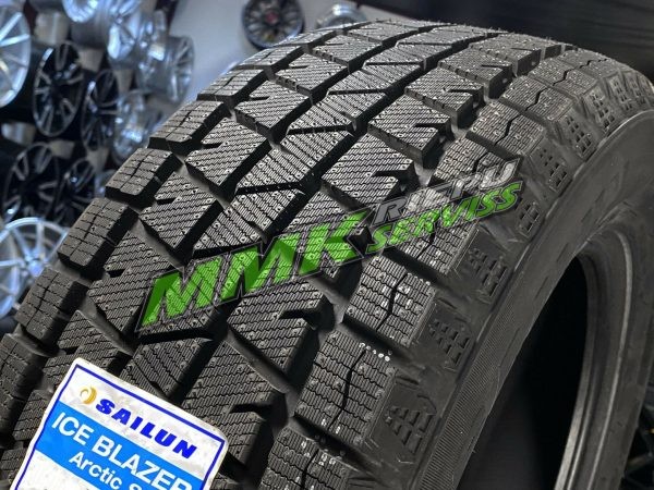 225/65R17 Sailun Ice Blazer Arctic SUV 102S - Vissezonas riepas / Ziemas riepas