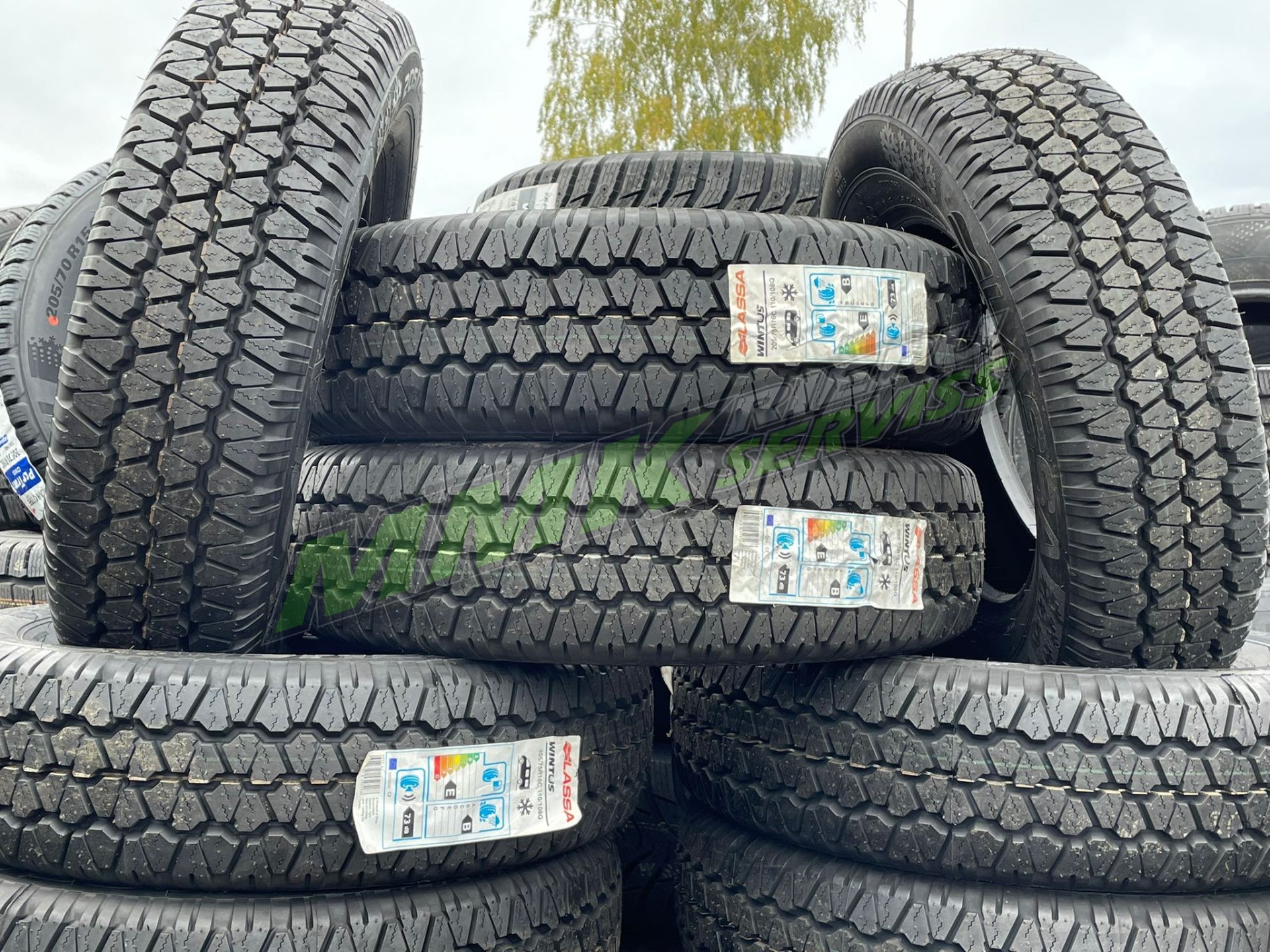 205/75R16C Lassa Wintus 2 110/108Q dot - Vissezonas riepas / Ziemas riepas