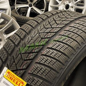 235/55R20 Pirelli SCORPION WINTER 105H XL - Vissezonas riepas / Ziemas riepas