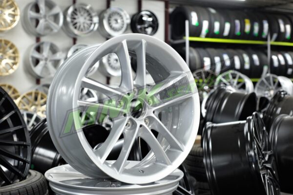 BMW Style 182 R18 5x120 J8 ET49
