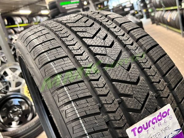 245/45R18 Tourador Winter Pro TSU1 100V XL - Vissezonas riepas / Ziemas riepas