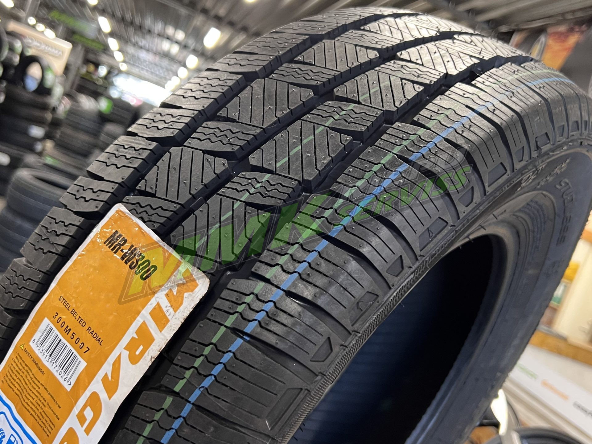 195/70R15C Mirage MR-W300 104/102R - Vissezonas riepas / Ziemas riepas