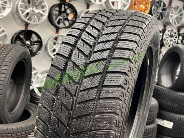 215/65R16 Blacklion Winter Tamer BW56 98H - Vissezonas riepas / Ziemas riepas