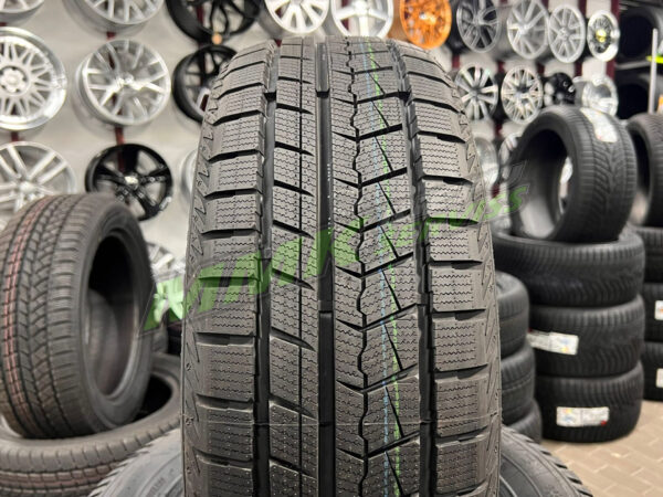 225/60R18 Zmax Icepioneer 868 104H - Vissezonas riepas / Ziemas riepas