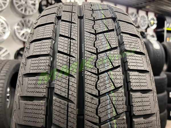 225/60R18 Zmax Icepioneer 868 104H - Vissezonas riepas / Ziemas riepas