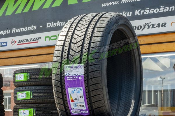 275/45R21 Tourador Winter Pro TSU1 110V XL - Vissezonas riepas / Ziemas riepas