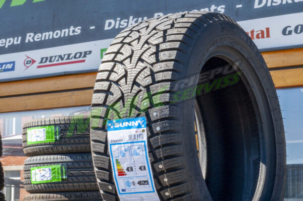 215/55R16 Sunny Winter Grip SN3860 97H ar radzēm - Ziemas ar radzēm riepas