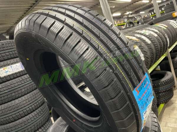 195/75R16C Superia Bluewin Van 107/105R - Vissezonas riepas / Ziemas riepas