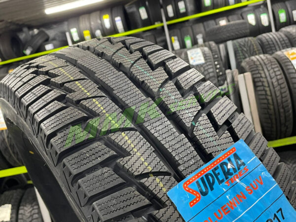 225/65R17 Superia Bluewin SUV 102H - Vissezonas riepas / Ziemas riepas