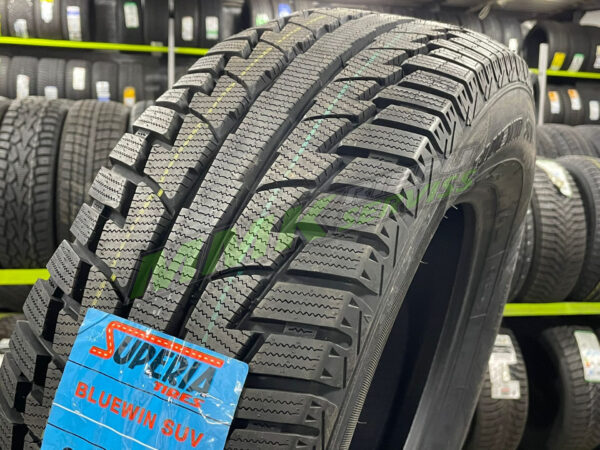 225/65R17 Superia Bluewin SUV 102H - Vissezonas riepas / Ziemas riepas