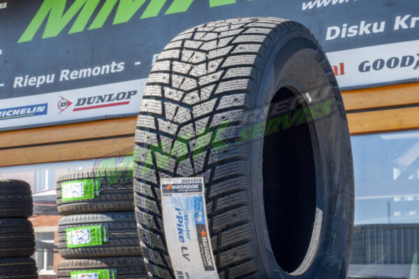 235/65R16C Hankook Winter i*pike LV RW15 115/113R - Vissezonas riepas / Ziemas riepas