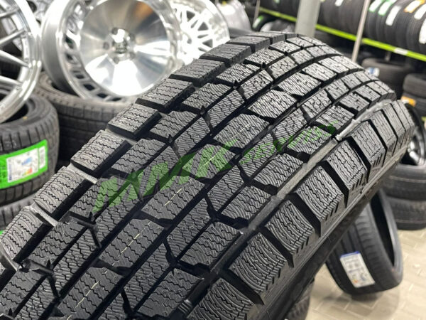 195/65R15 Dunlop Graspic DS3 91Q DOT14 - Vissezonas riepas / Ziemas riepas