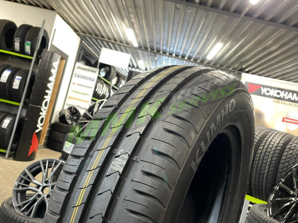 195/65R15 Kumho Ecsta HS51 91V - Vasaras riepas