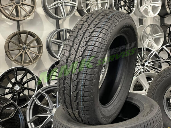 205/60R16 Powertrac Snowtour 96H XL - Vissezonas riepas / Ziemas riepas