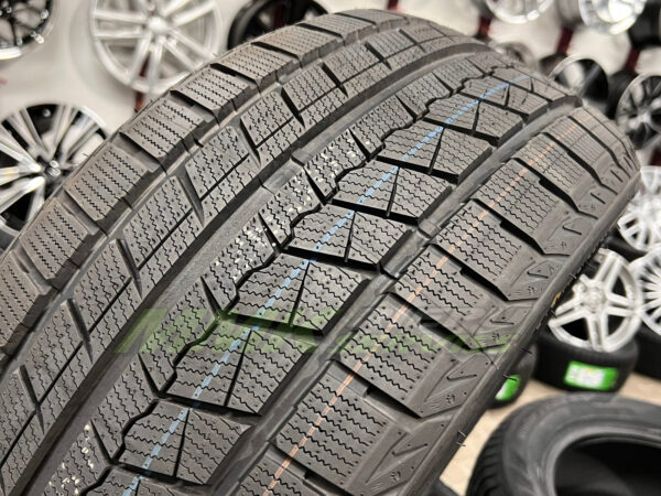 235/55R17 Zmax Icepioneer 868 103H XL - Vissezonas riepas / Ziemas riepas