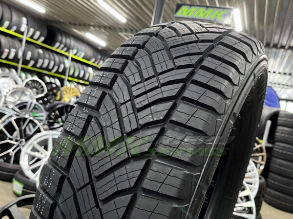 235/60R17C Sailun Commercio 4Seasons 117/115R - Vissezonas riepas / Ziemas riepas