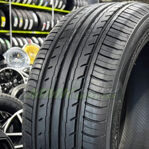 MMK-Yokohama-BluEarth-ES-ES32-salidzini.lv_