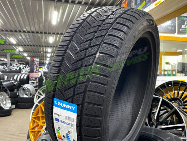 235/55R17 Sunny Wintermax NW211 103V - Vissezonas riepas / Ziemas riepas