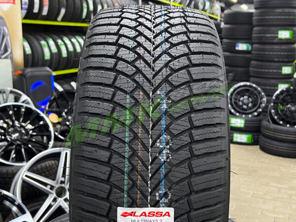 215/60R17 Lassa Multiways 2 100H XL (Bridgestone) - Vissezonas riepas / Ziemas riepas