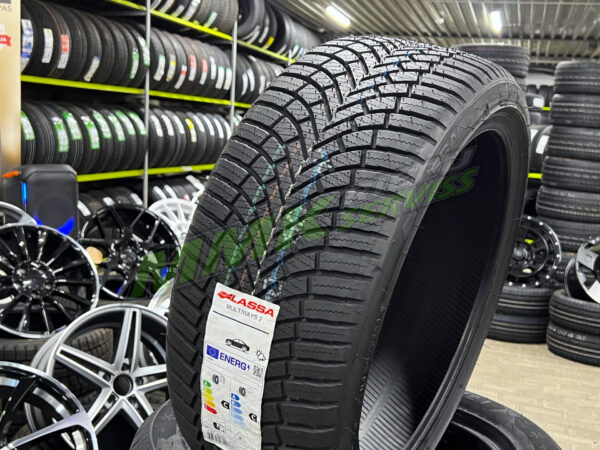 215/60R17 Lassa Multiways 2 100H XL (Bridgestone) - Vissezonas riepas / Ziemas riepas