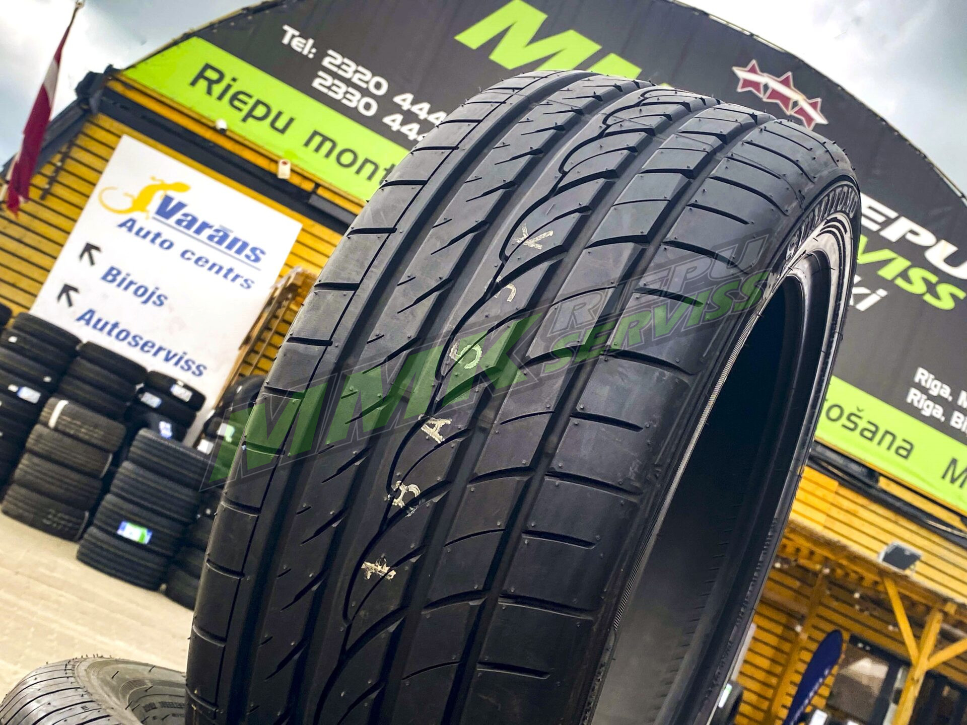 245/45R18 Sumitomo HTR Z3 100Y DOT14 - Vasaras riepas