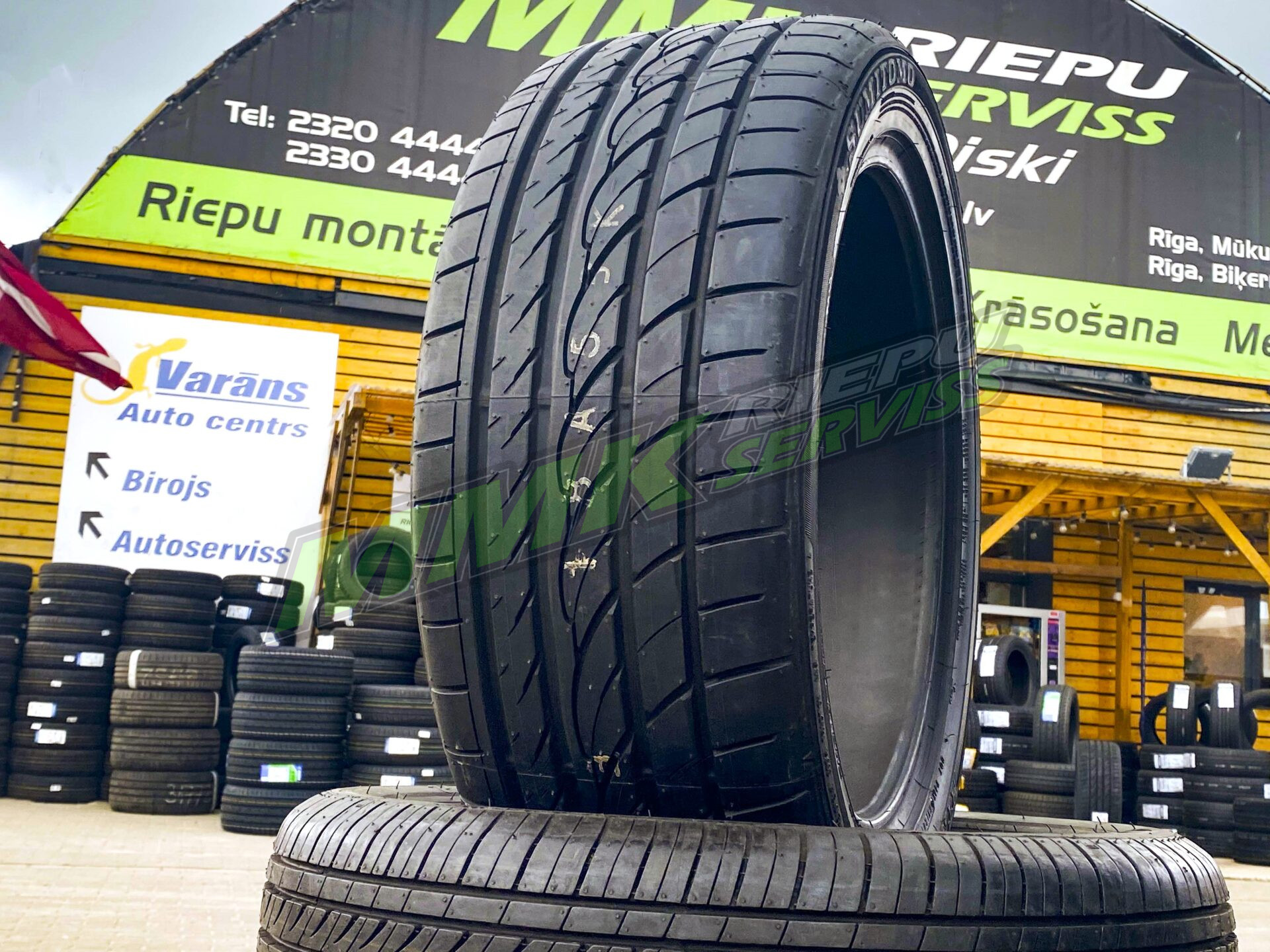 245/45R18 Sumitomo HTR Z3 100Y DOT14 - Vasaras riepas