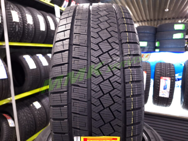 175/65R15 Pirelli Winter Ice Zero Asimmetrico 84T - Vissezonas riepas / Ziemas riepas