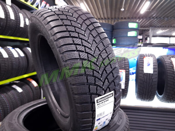 205/55R16 Bridgestone Blizzak LM001 EVO 91H - Vissezonas riepas / Ziemas riepas