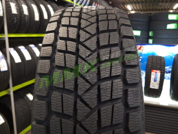 215/65R16 Maxxis Presa SUV Ice SS-01 98Q - Vissezonas riepas / Ziemas riepas