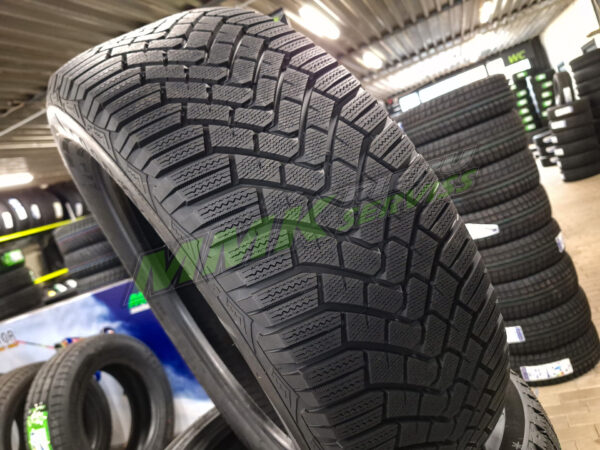 225/45R17 Goodyear UltraGrip Ice 3 94T XL - Vissezonas riepas / Ziemas riepas