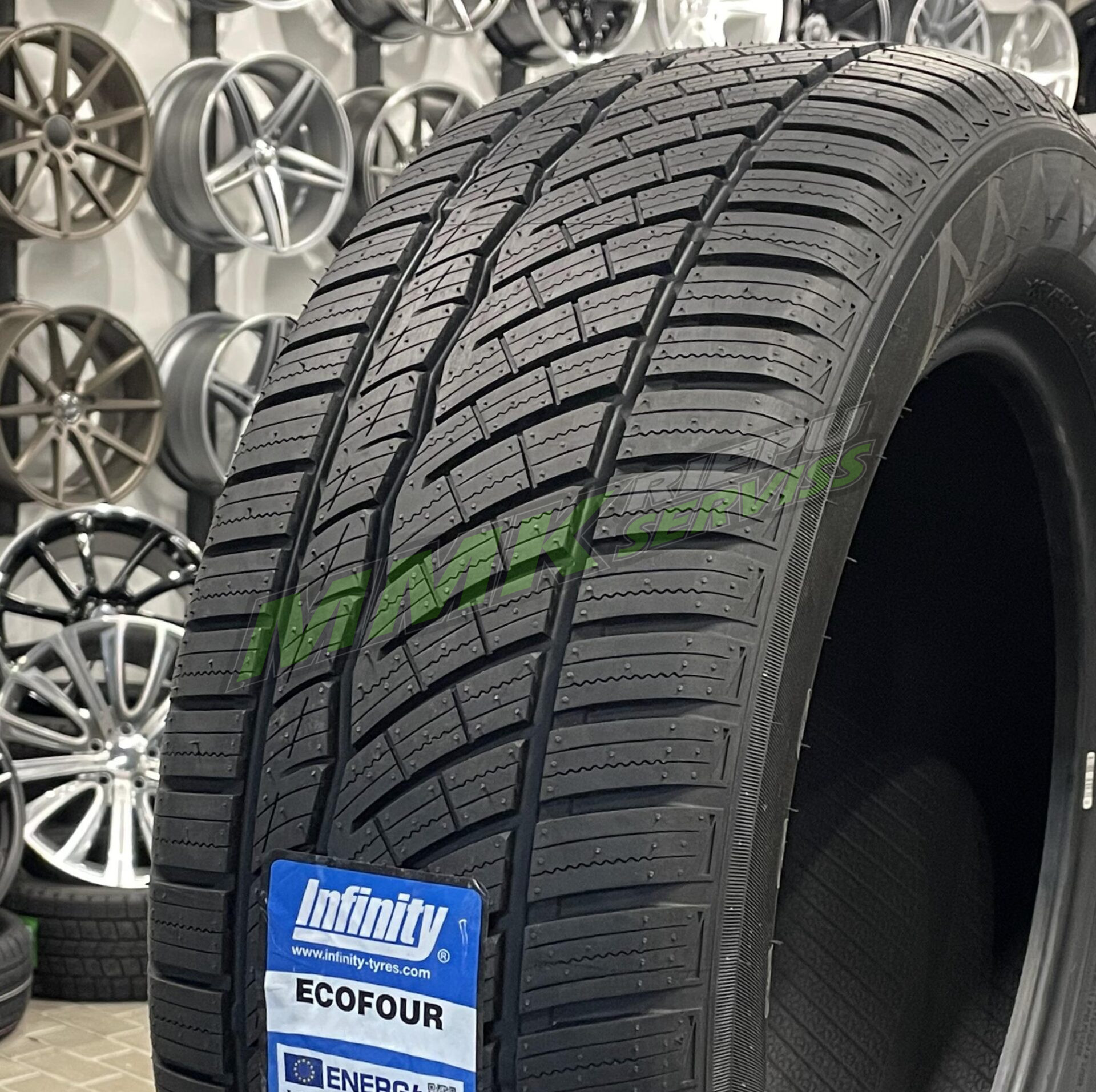 215/55R18 Infinity Ecofour 99V XL • MMK Riepu Serviss