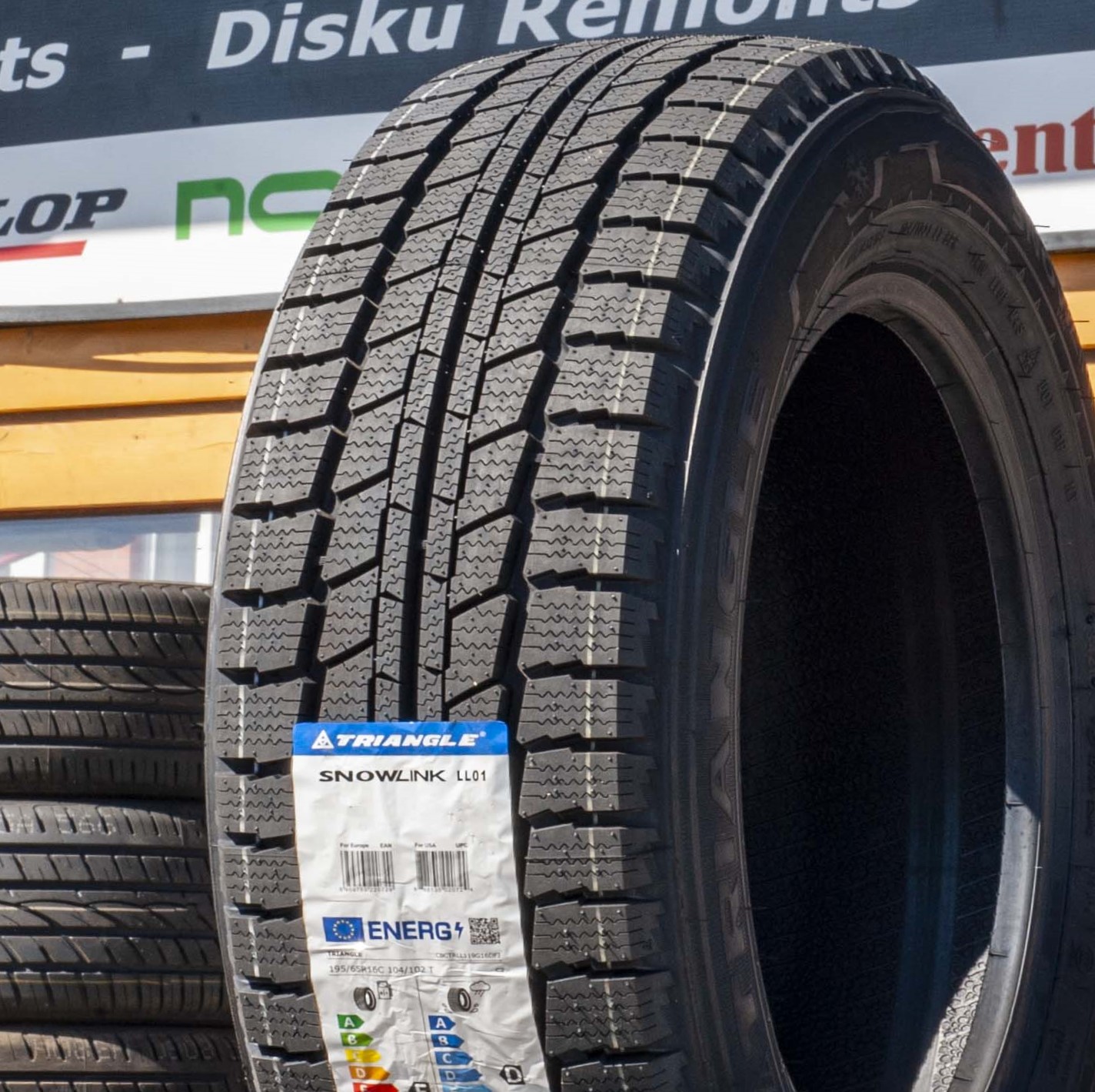 215/60R17C Triangle SnowLink LL01 109/107T