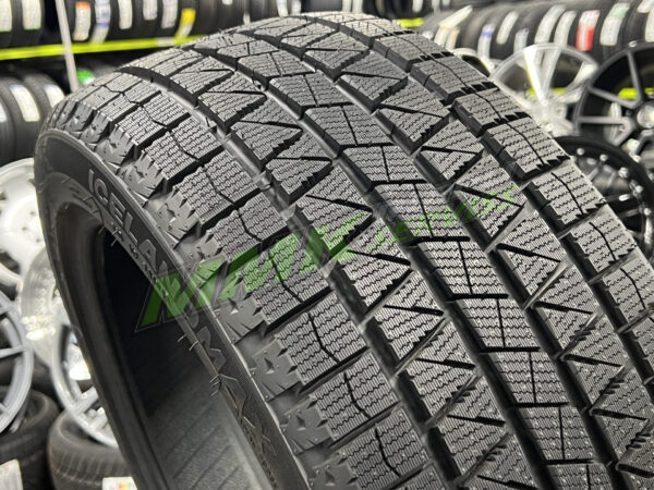 175/65R14 Lanvigator Icelandmax 82S - Vissezonas riepas / Ziemas riepas