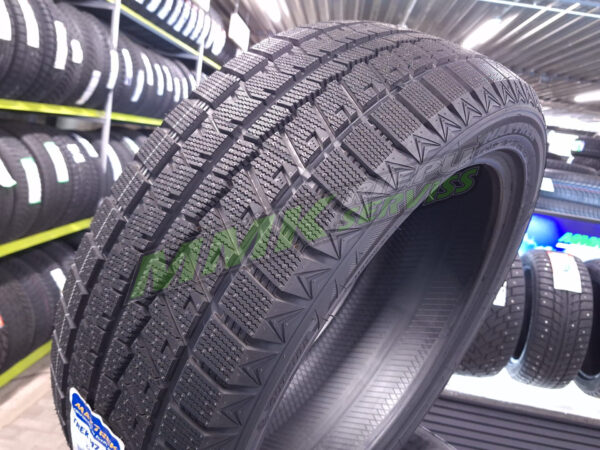 215/55R17 Maxtrek Trek M7 PLUS 98H XL - Vissezonas riepas / Ziemas riepas