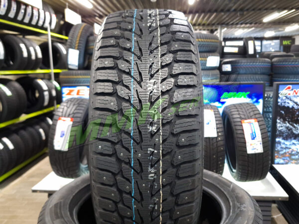 185/65R15 Kumho WinterCraft ice Wi32 92T XL ar radzēm - Ziemas riepas / Ziemas ar radzēm riepas