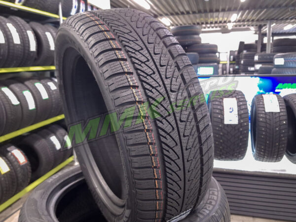 215/50R17 Goodyear UltraGrip 8 Performance 95V - Vissezonas riepas / Ziemas riepas