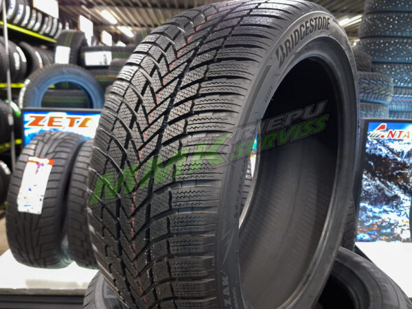 225/65R17 Bridgestone Blizzak LM005 102H - Vissezonas riepas / Ziemas riepas