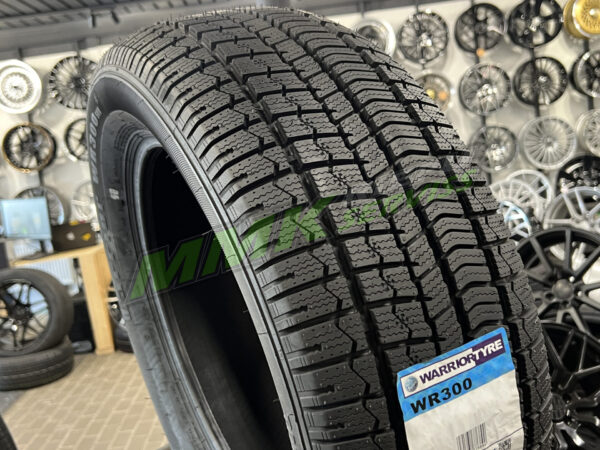 235/45R18 Warrior WR300 98V XL - Vissezonas riepas / Ziemas riepas