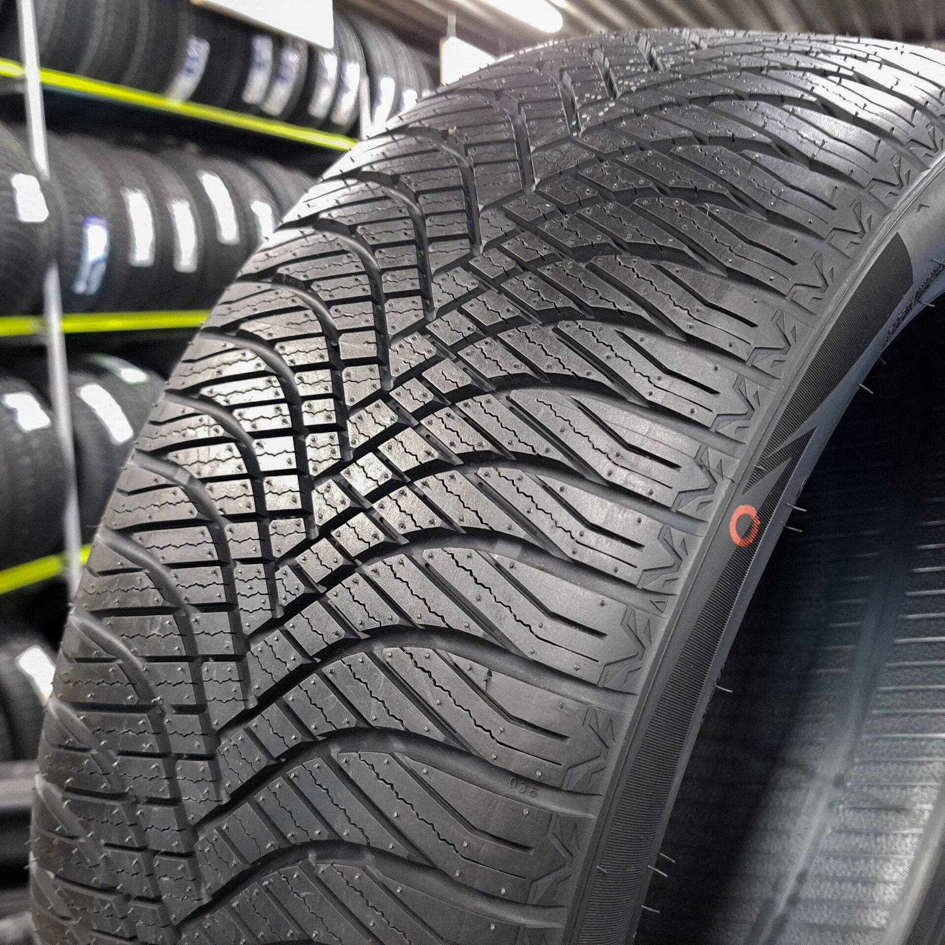 205/45R17 Goodride All Season Elite Z-401