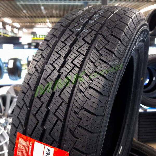 195/70R15C Firemax FM809 104/102R - Vissezonas riepas / Ziemas riepas