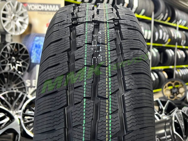 195/70R15C Rockblade Rock 989S 104/102R - Vissezonas riepas / Ziemas riepas