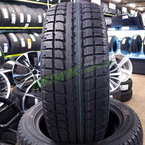 195/80R15C Maxtrek Trek M7 106/104Q 8PR - Vissezonas riepas / Ziemas riepas